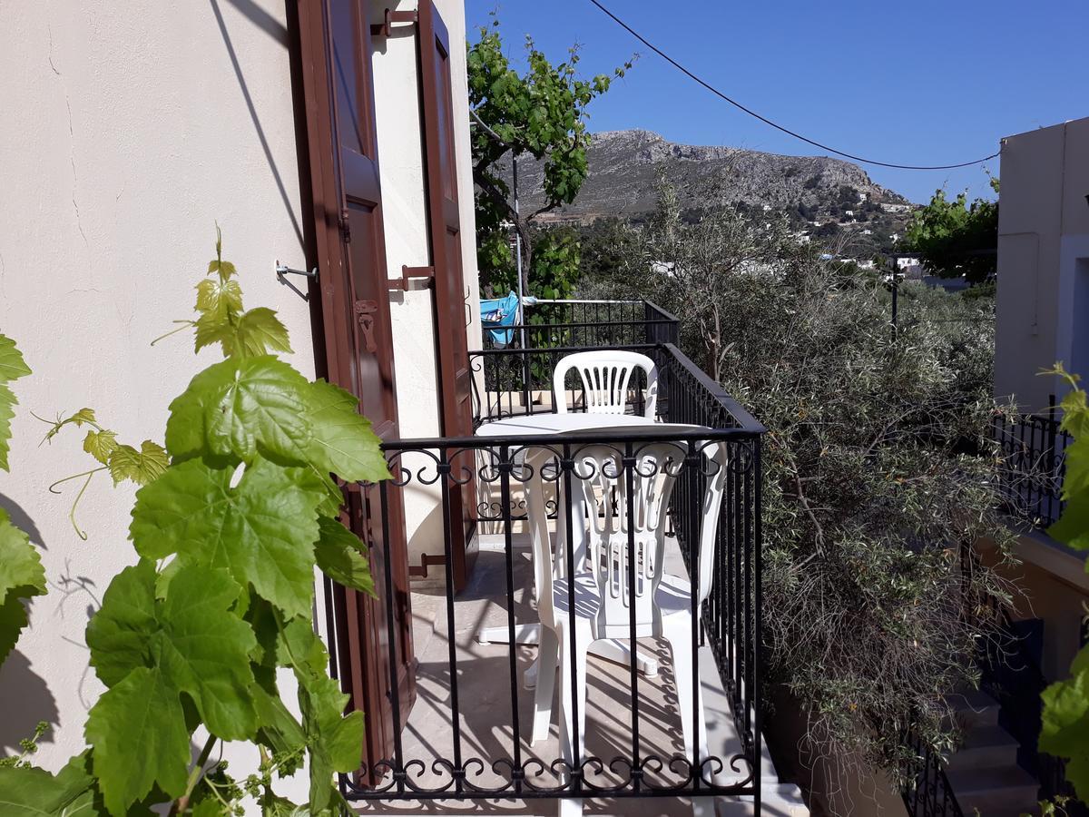 Mela Studios Panormos  Buitenkant foto